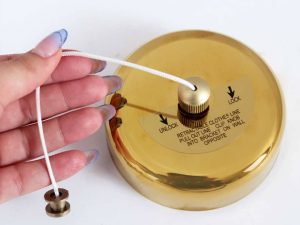 بند رخت هتلی / آپارتمانی کشویی دیواری / رنگ طلایی